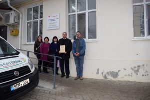 Vizită de informare la agenţii economici şi instituţiile  din satul Răzeni, care acordă asistenţă socială persoanelor cu dizabilităţi.