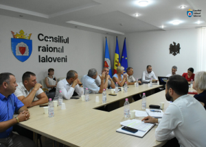 La Consiliul raional Ialoveni s-a desfășurat o ședință cu primarii despre proiectele ce urmează a fi depuse la Concursul lansat de Ministerul Infrastructurii