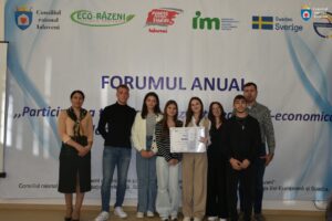 41 de echipe de tineri au primit certificatele de grant în cadrul Forumului dedicat Zilei Naționale a Tineretului