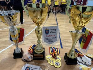 Echipa din Horești de Volei Masculin a urcat al doilea an consecutiv pe podiumul campionilor!