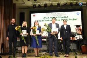 Ziua profesională a lucrătorilor din învățământ, marcată de Consiliul raional Ialoveni printr-un eveniment festiv