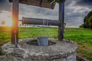 Locuitorii raionului Ialoveni sunt îndemnați să nu utilizeze apa din fântânile afectate de inundații